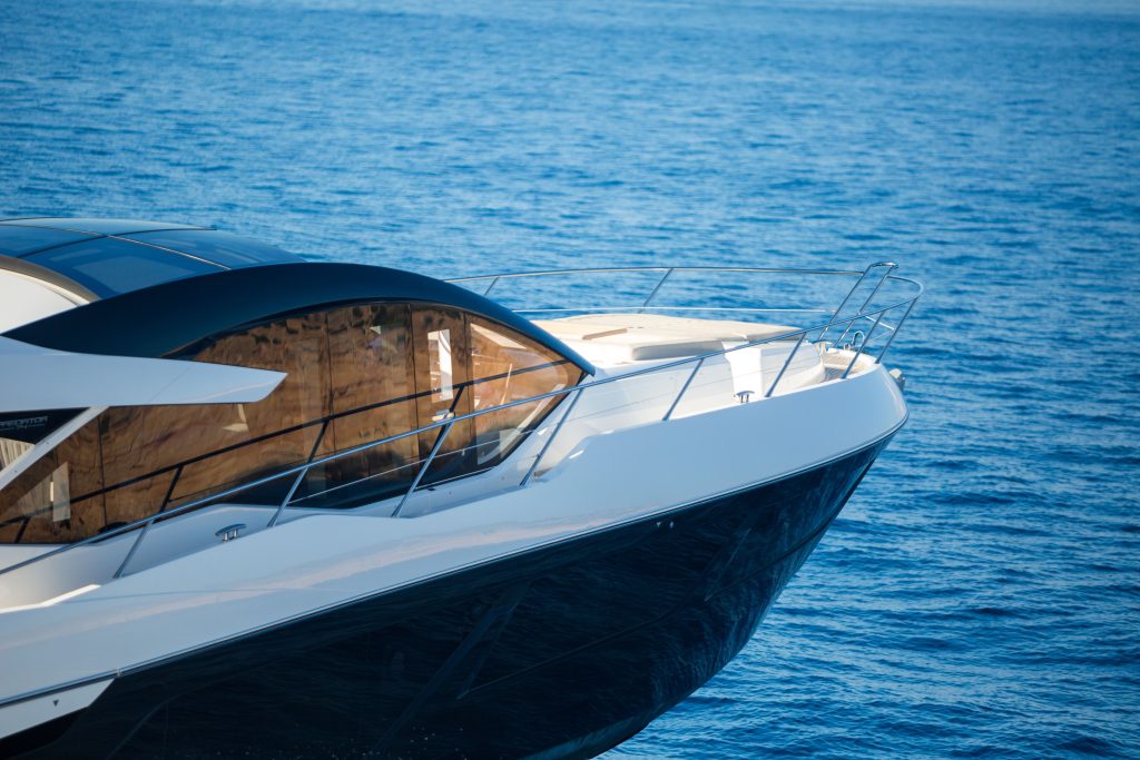 SUNSEEKER-PREDATOR74-Hi-5631-credit-Quin-BISSET-min